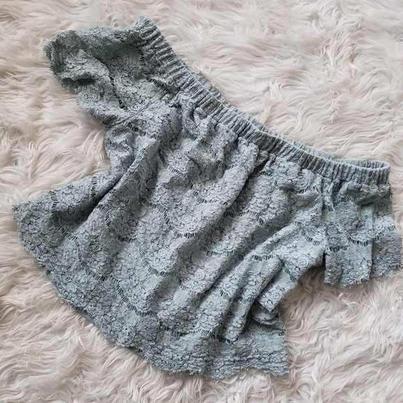 HP!🎉 Blue Off the shoulder cropped lace - Picture 1 of 5